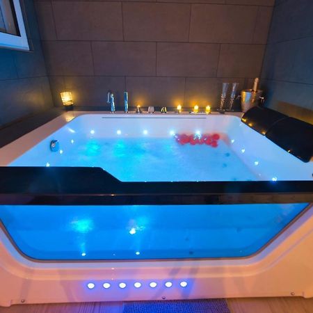 Love Suite And Spa - Cannes Ngoại thất bức ảnh