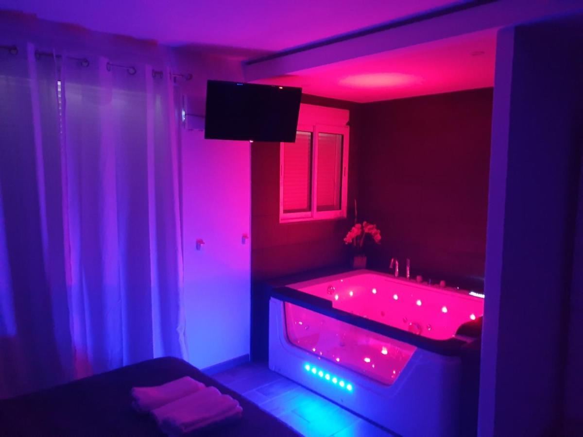 Love Suite And Spa - Cannes Ngoại thất bức ảnh