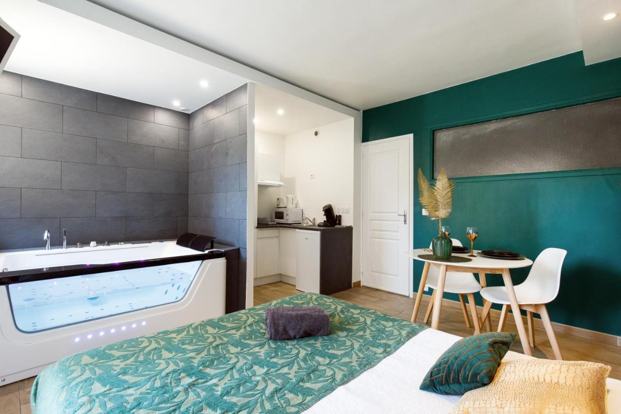 Love Suite And Spa - Cannes Ngoại thất bức ảnh